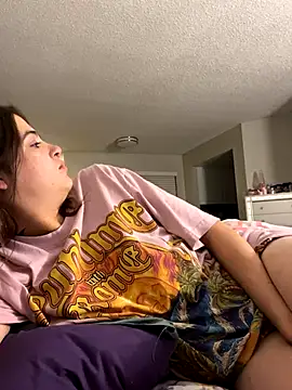 SafeinouterSpace online show from 11/08/25, 10:04