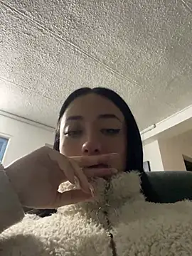 Ady 18 online show from 01/21/25, 10:30