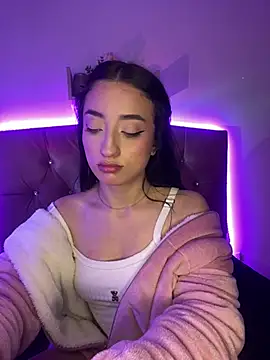 Ady 18 online show from 03/13/25, 06:45