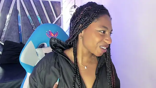 Queen perla  online show from 09/12/25, 05:57