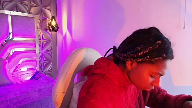 Queen perla  online show from 03/05/26, 12:12