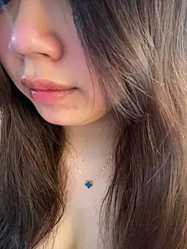 Hotellinh12 online show from 03/18/26, 07:33