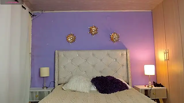 Kim and Mia online show from 09/27/25, 11:48