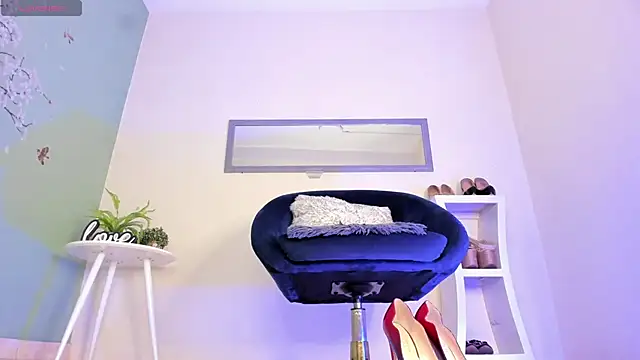 thais dreams online show from 01/14/25, 12:14