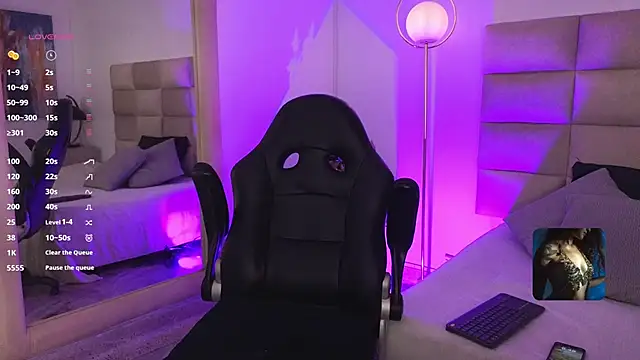 Snapshot of mssjulia chatting on 01/10/25, 11:50 mssjulia online show from 01/10/25, 11:50