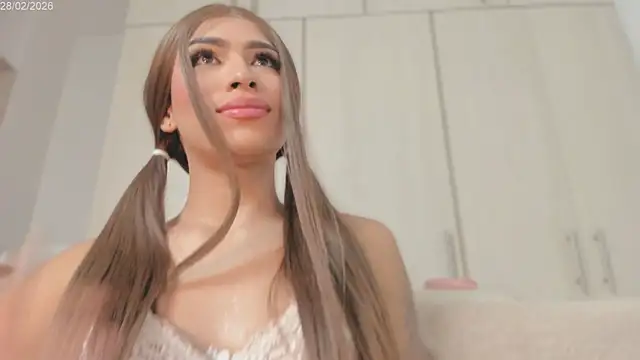 Angel camm online show from 03/01/26, 04:58