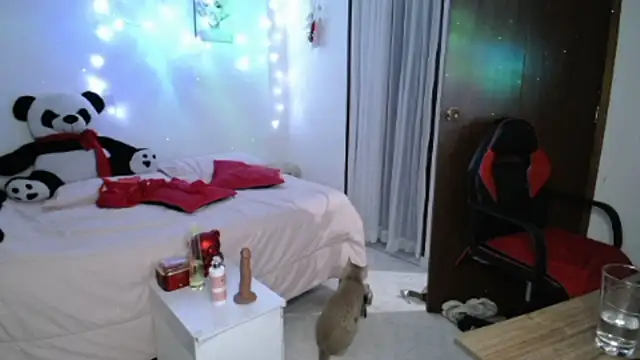 vanessalat online show from 05/15/26, 11:45