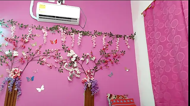 Watagatapitusberry1 online show from 03/17/25, 04:19