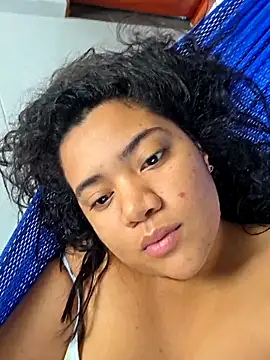 Watagatapitusberry1 online show from 11/21/25, 03:44