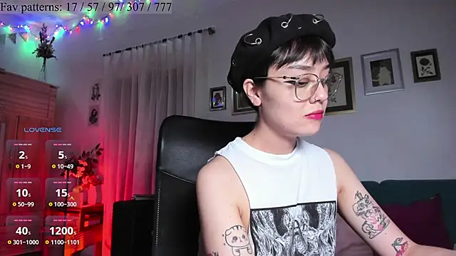 Snapshot of Conlosmichis chatting on 01/16/25, 12:23 Conlosmichis online show from 01/16/25, 12:23