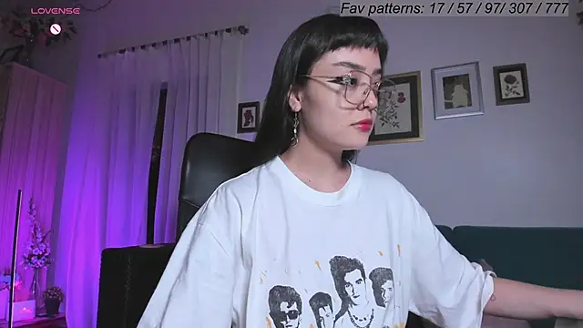 Snapshot of Conlosmichis chatting on 03/14/25, 10:05 Conlosmichis online show from 03/14/25, 10:05