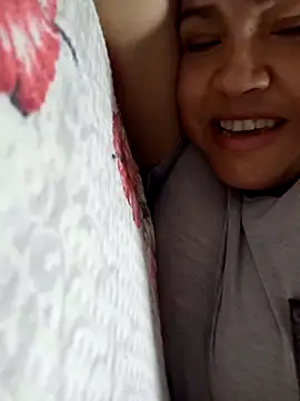 lovelyjhessy online show from 01/12/25, 02:14