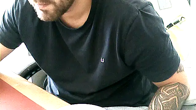 Boysexy98 online show from 06/30/26, 11:11