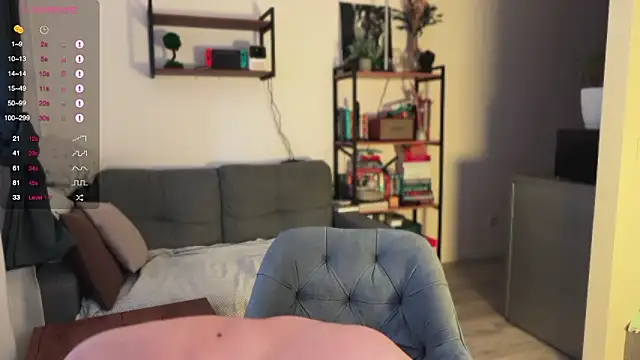 Snapshot of maxx_alexx chatting on 12/08/24, 11:03 maxx alexx online show from 12/08/24, 11:03