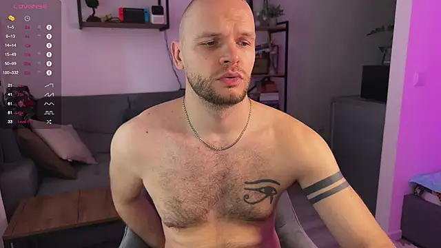 Snapshot of maxx_alexx chatting on 01/21/25, 11:46 maxx alexx online show from 01/21/25, 11:46