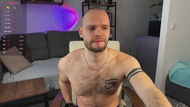 Snapshot of maxx_alexx chatting on 02/24/25, 10:59 maxx alexx online show from 02/24/25, 10:59