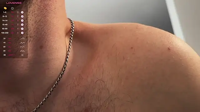 Snapshot of maxx_alexx chatting on 03/10/25, 08:37 maxx alexx online show from 03/10/25, 08:37