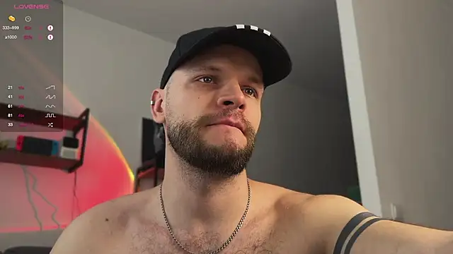 Snapshot of maxx_alexx chatting on 03/14/25, 08:10 maxx alexx online show from 03/14/25, 08:10