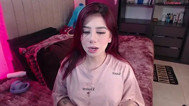 Your rosalie online show from 04/21/26, 04:41