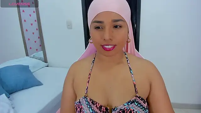 hurrem had online show from 03/21/25, 02:18