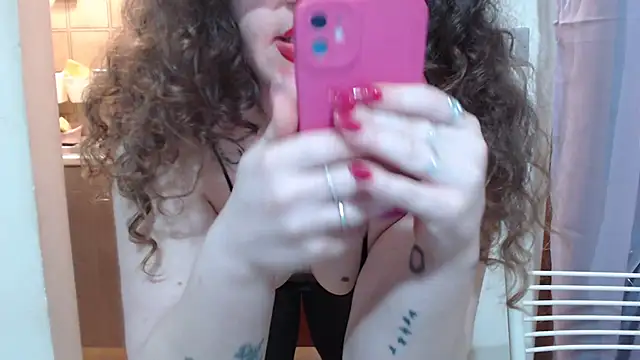 peachgirlmartyna online show from 02/04/25, 06:49