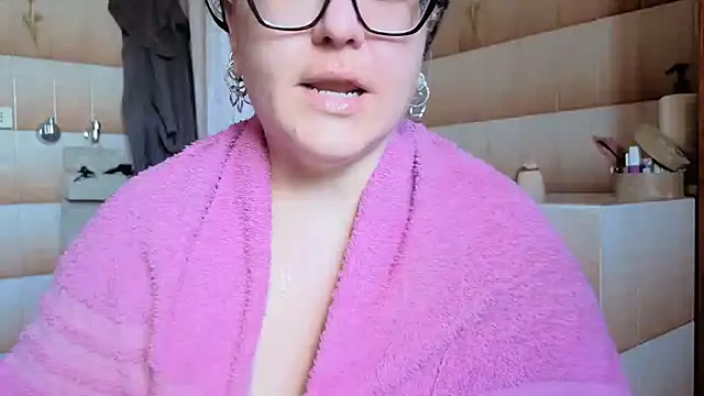 peachgirlmartyna online show from 05/27/26, 01:30
