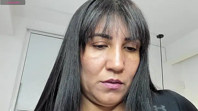Snapshot of GiaFox_ chatting on 05/16/26, 12:51 GiaFox online show from 05/16/26, 12:51