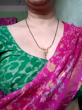 Rosy-B online show from 12/18/25, 09:37