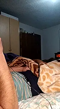 mayk18cm online show from 12/22/24, 04:50