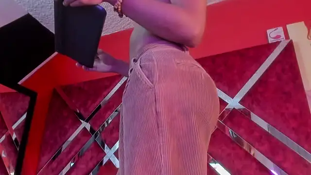 Scarlett Hot5 online show from 09/23/25, 08:34