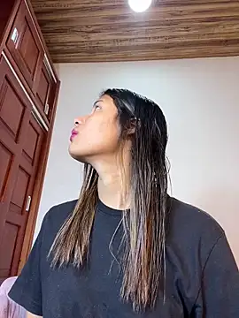 Valentinabaker online show from 01/24/25, 09:06