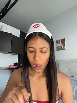 Valentinabaker online show from 04/08/26, 09:04