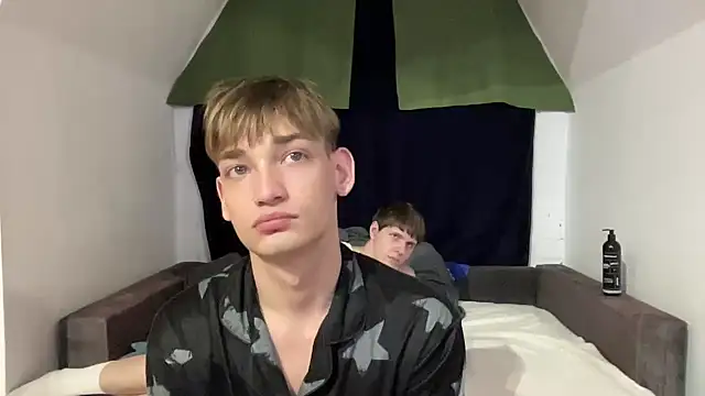 Snapshot of Nick_Win chatting on 12/13/24, 02:38 Nick Win online show from 12/13/24, 02:38