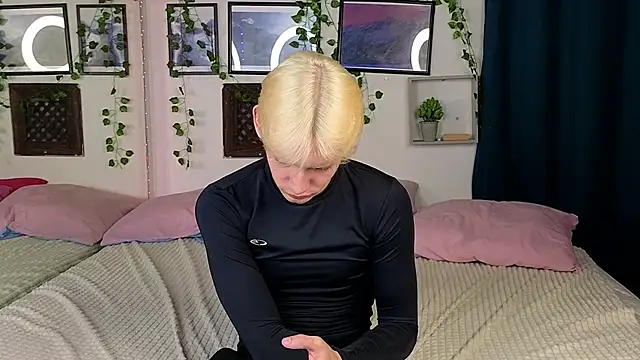 Snapshot of Nick_Win chatting on 01/30/25, 01:10 Nick Win online show from 01/30/25, 01:10