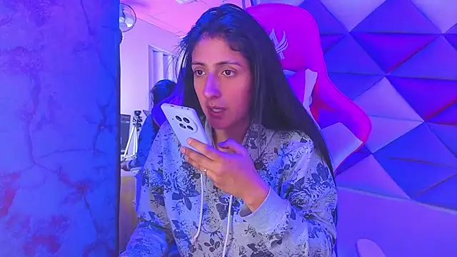 Cameron cutte online show from 10/24/25, 02:41