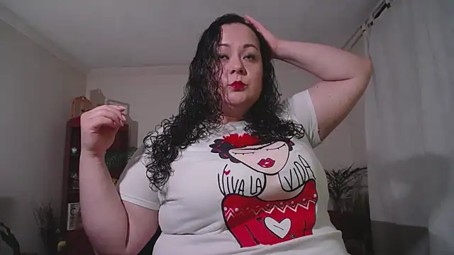 Snapshot of Aleia_Taylor chatting on 12/03/25, 02:52 Aleia Taylor online show from 12/03/25, 02:52