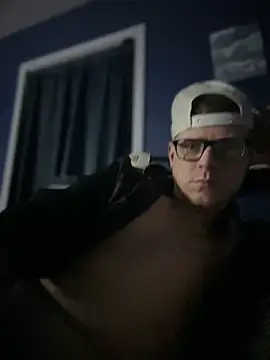 Snapshot of traejddd chatting on 03/04/26, 07:58 traejddd online show from 03/04/26, 07:58