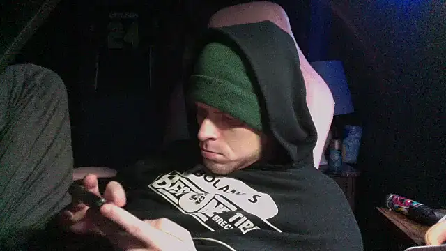 traejddd online show from 05/28/26, 06:10