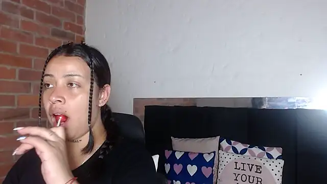 salome  hills1 online show from 03/28/26, 08:41