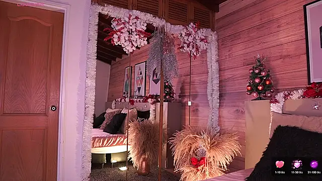 IzzyWild online show from 12/14/25, 11:04