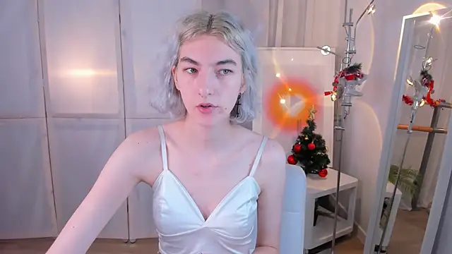 Mia Cheers online show from 12/27/24, 01:28