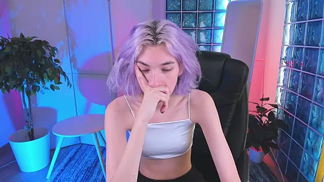 Mia Cheers online show from 09/14/25, 03:00