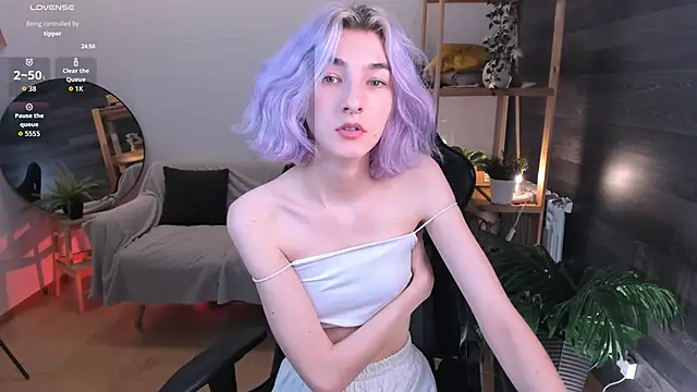 Mia Cheers online show from 10/03/25, 02:03