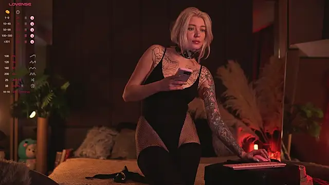 LinaKinky online show from 12/09/24, 09:06