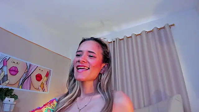 SkiinnyAna online show from 01/31/25, 07:40