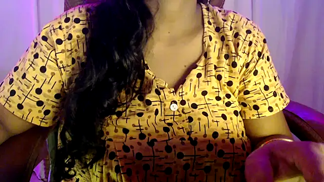 Prita07 online show from 09/10/25, 01:22