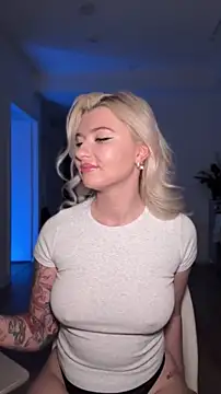 Anour amour online show from 04/25/26, 01:30