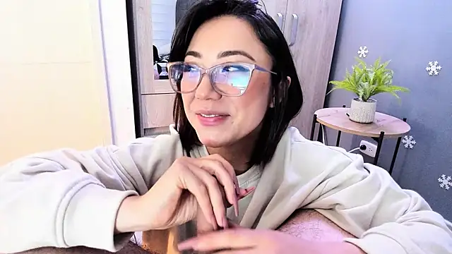 Snapshot of Hot_Couple666 chatting on 03/11/25, 03:34 Hot Couple666 online show from 03/11/25, 03:34