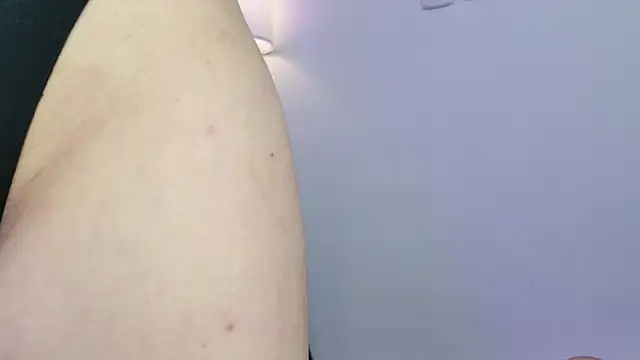 Snapshot of Hot_Couple666 chatting on 10/04/25, 04:16 Hot Couple666 online show from 10/04/25, 04:16