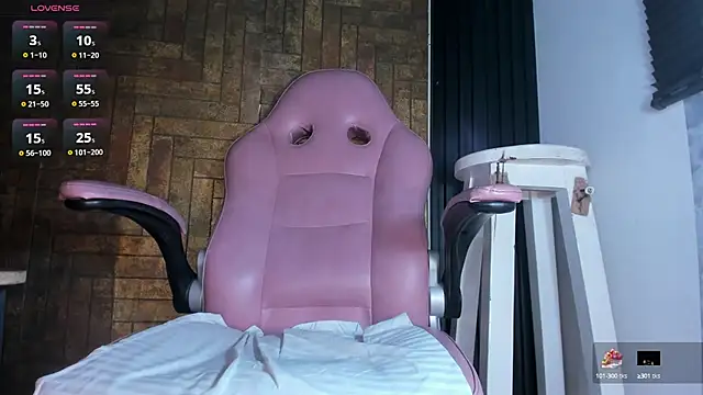 Lissalittlee online show from 02/24/25, 01:46